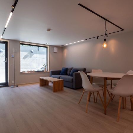 Tastefull And Modern Apartment With Parking Тромсе Екстер'єр фото