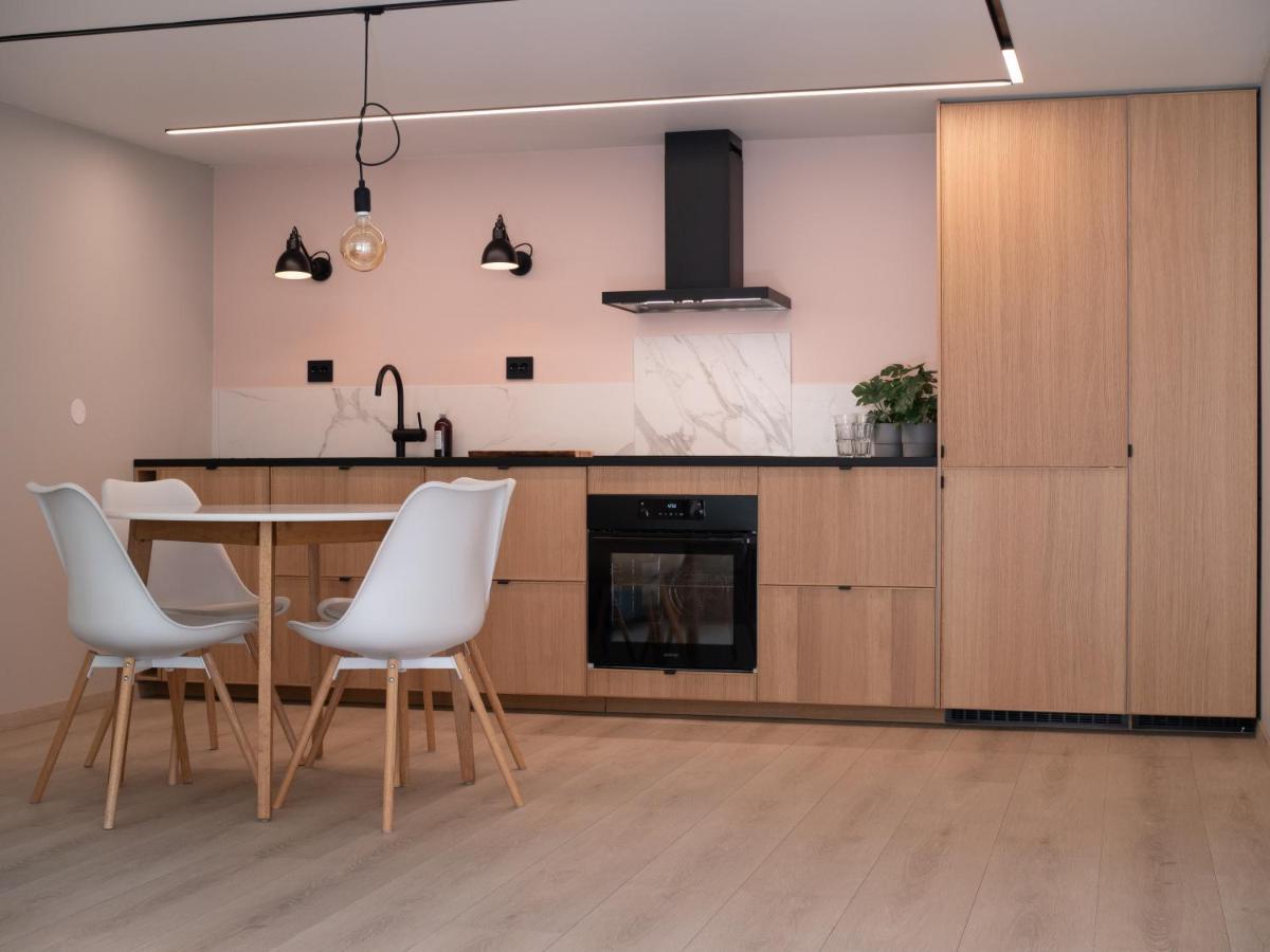 Tastefull And Modern Apartment With Parking Тромсе Екстер'єр фото