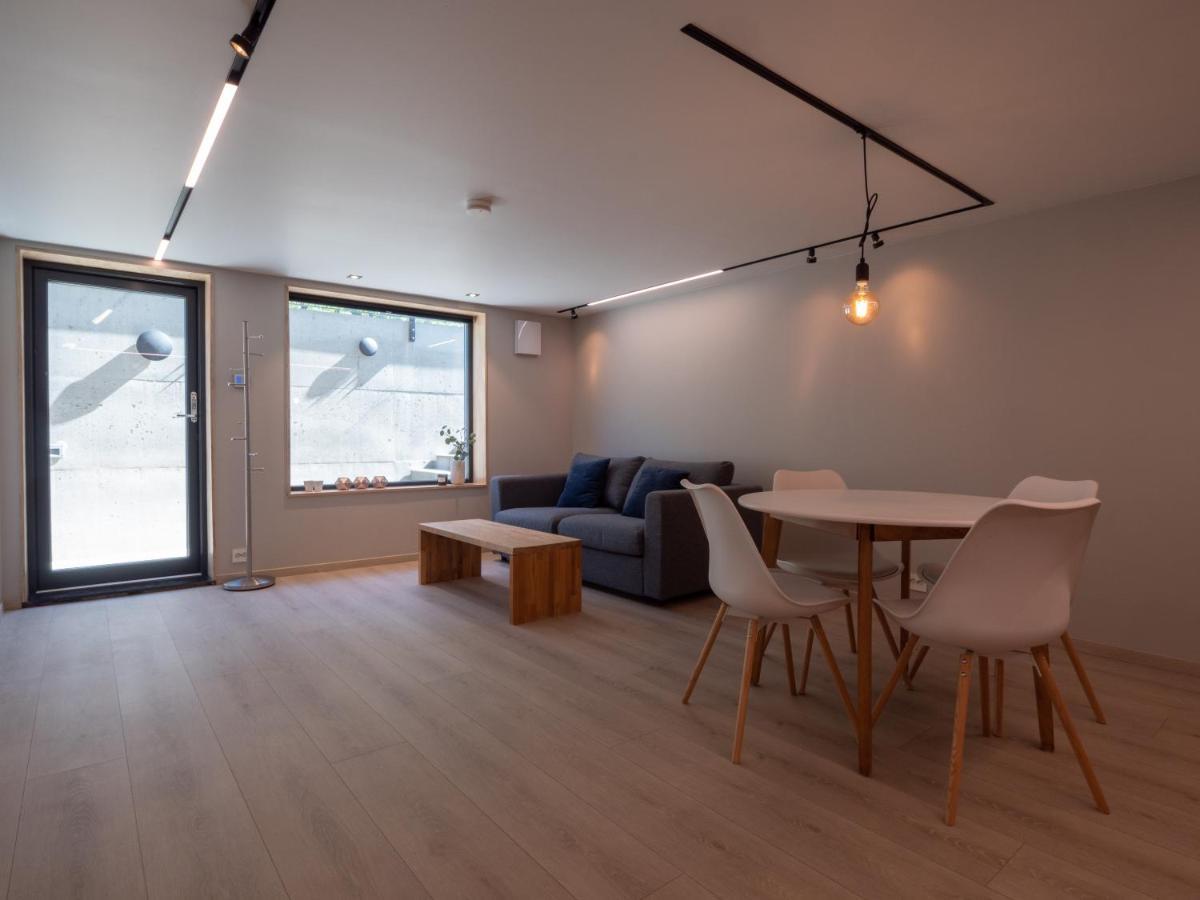 Tastefull And Modern Apartment With Parking Тромсе Екстер'єр фото